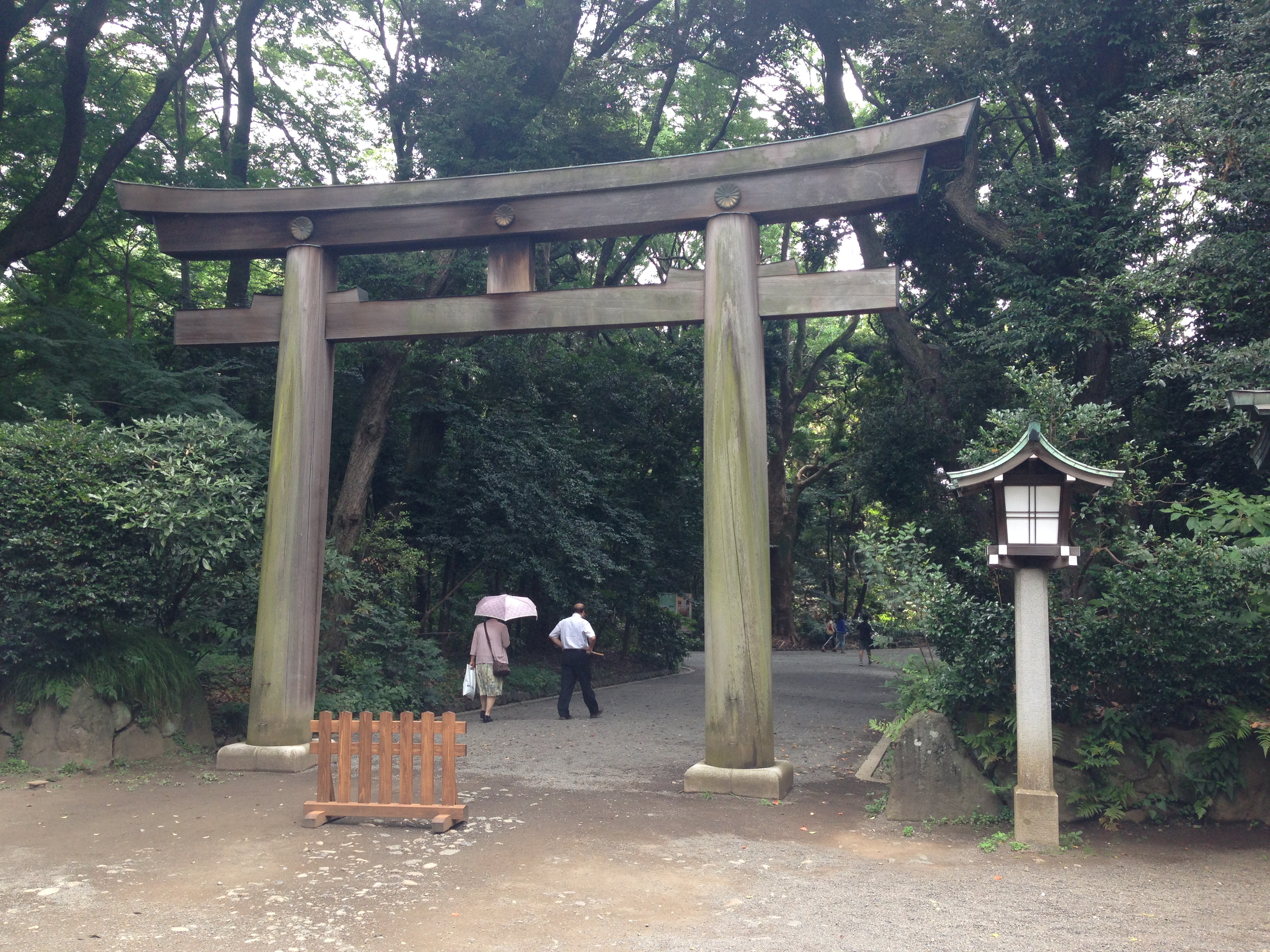 meiji shrine gates